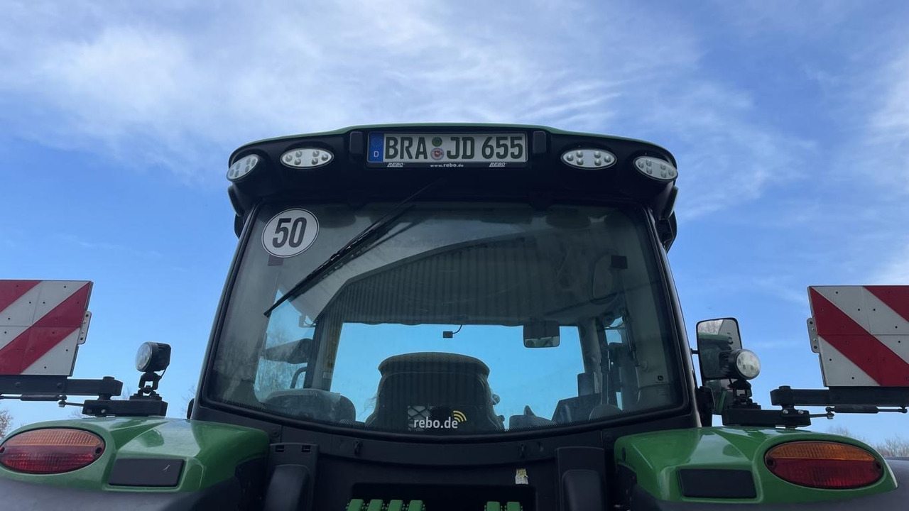 Trator novo John Deere 6R215: foto 27
