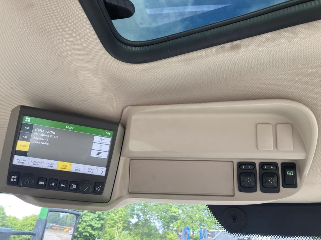 John Deere 6R230 - Trator: foto 2 John Deere 6R230 - Trator: foto 2