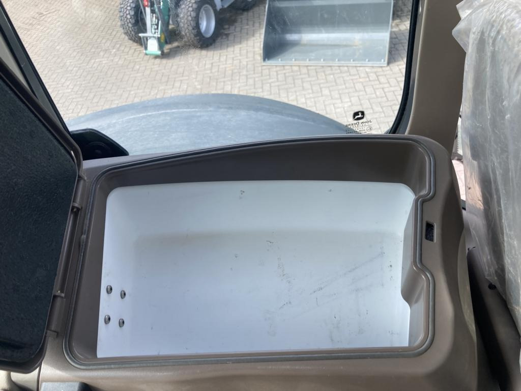 John Deere 6R230 - Trator: foto 3 John Deere 6R230 - Trator: foto 3