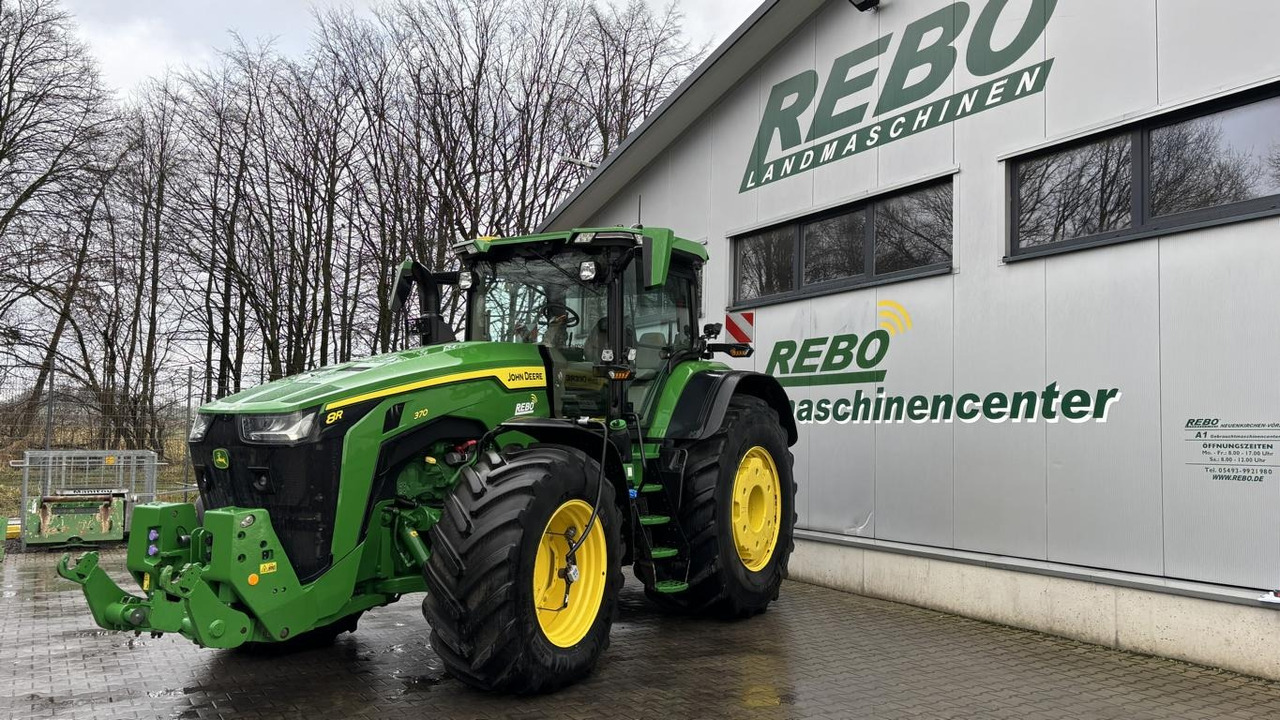 John Deere TRAKTOR 8R370 - Trator: foto 1 John Deere TRAKTOR 8R370 - Trator: foto 1
