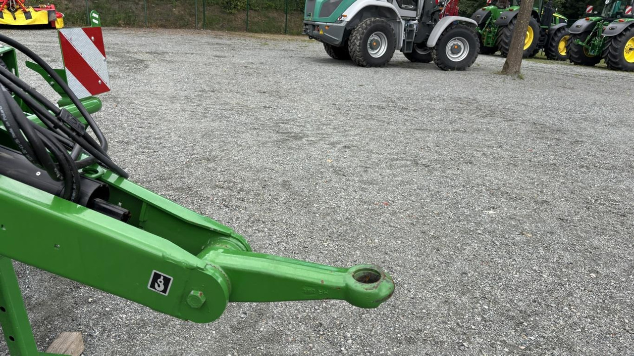 John Deere V461M - PAKET FÜR RUNDBALLENPR - Empacotador de fardos: foto 2 John Deere V461M - PAKET FÜR RUNDBALLENPR - Empacotador de fardos: foto 2