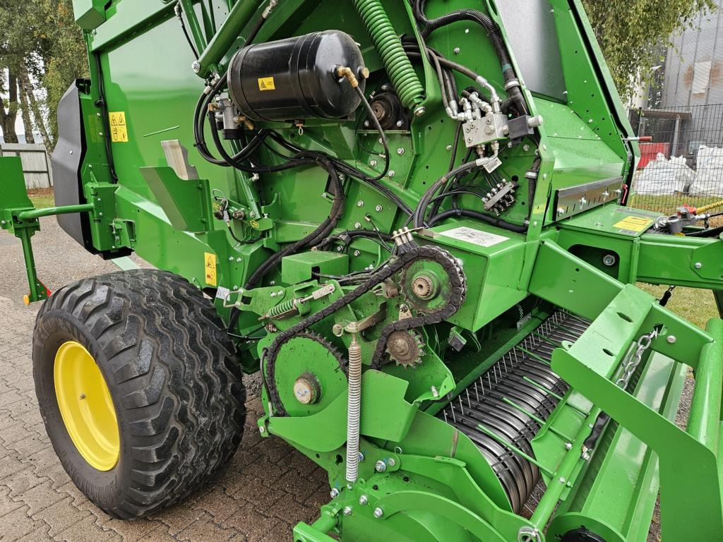 John Deere V461M - PAKET FÜR RUNDBALLENPR - Empacotador de fardos: foto 3 John Deere V461M - PAKET FÜR RUNDBALLENPR - Empacotador de fardos: foto 3
