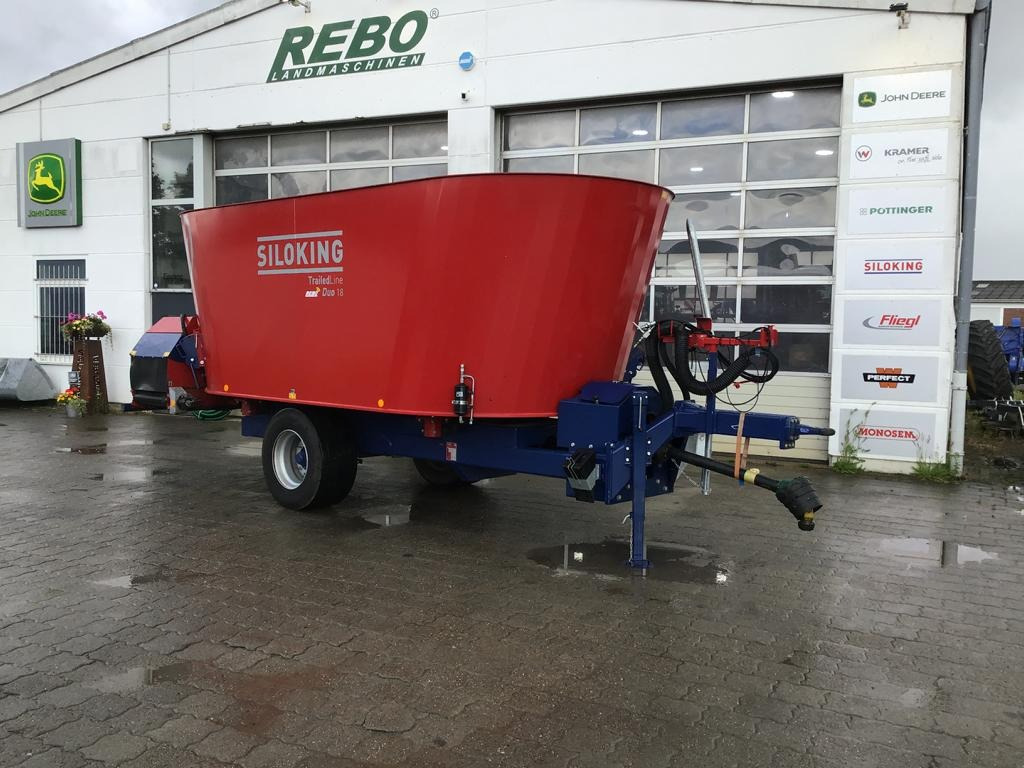 Mayer VM-18 DUO T - Misturadora Alimentadora: foto 1 Mayer VM-18 DUO T - Misturadora Alimentadora: foto 1