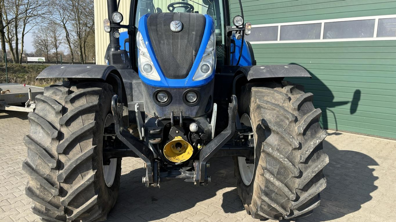 Trator New Holland T 7.210: foto 23