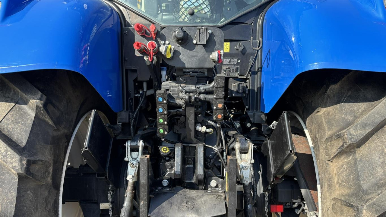 Trator New Holland T 7.210: foto 19