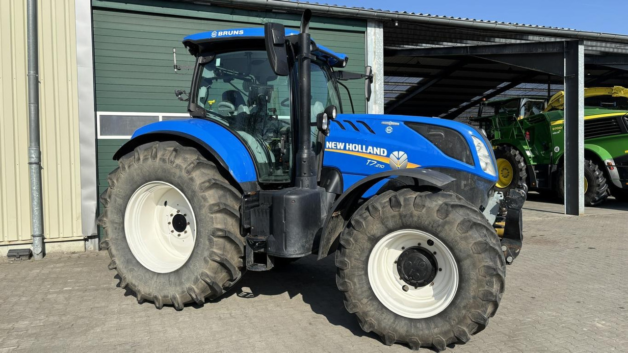 Trator New Holland T 7.210: foto 39
