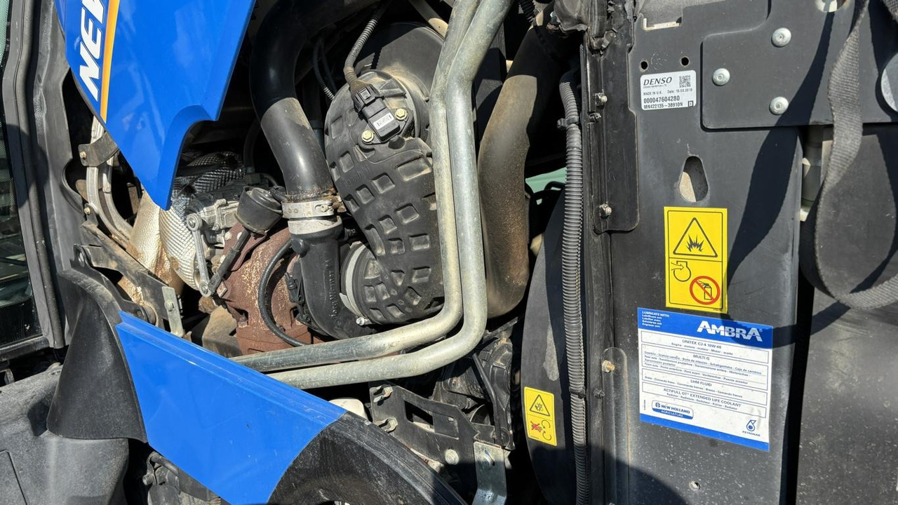 Trator New Holland T 7.210: foto 26