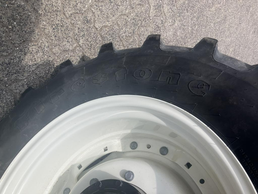 New Holland TD 5.115 - Trator: foto 2 New Holland TD 5.115 - Trator: foto 2