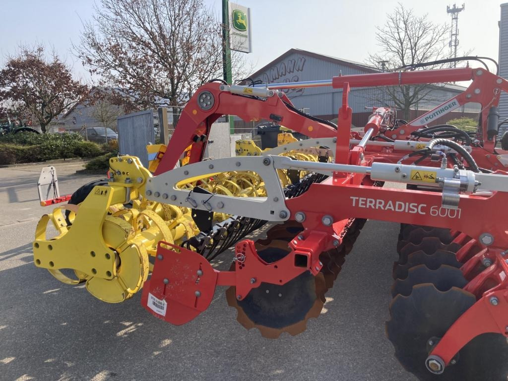 Pöttinger TERRADISC 6001 T - Grades de discos: foto 4 Pöttinger TERRADISC 6001 T - Grades de discos: foto 4