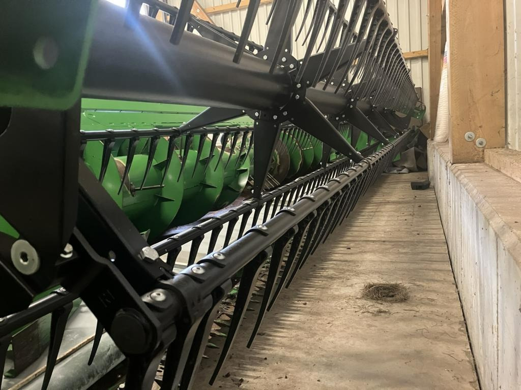 Zürn PREMIUM FLOW 725 PF - Plataforma para colheitadeira: foto 5 Zürn PREMIUM FLOW 725 PF - Plataforma para colheitadeira: foto 5