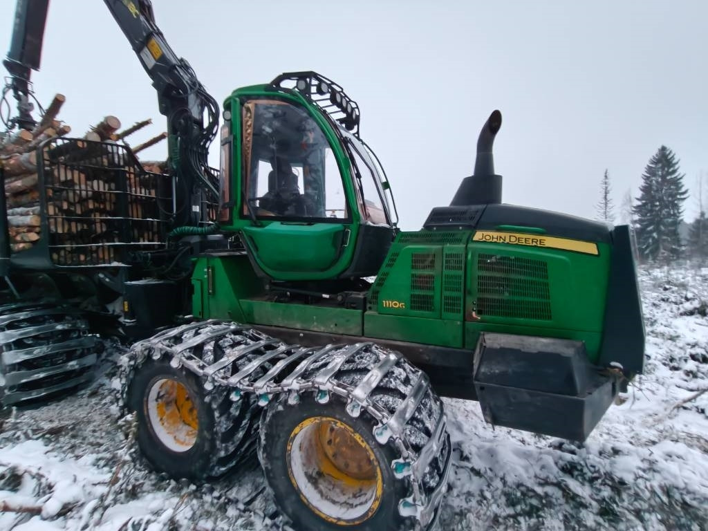 John Deere 1110G - Forwarder: foto 4 John Deere 1110G - Forwarder: foto 4