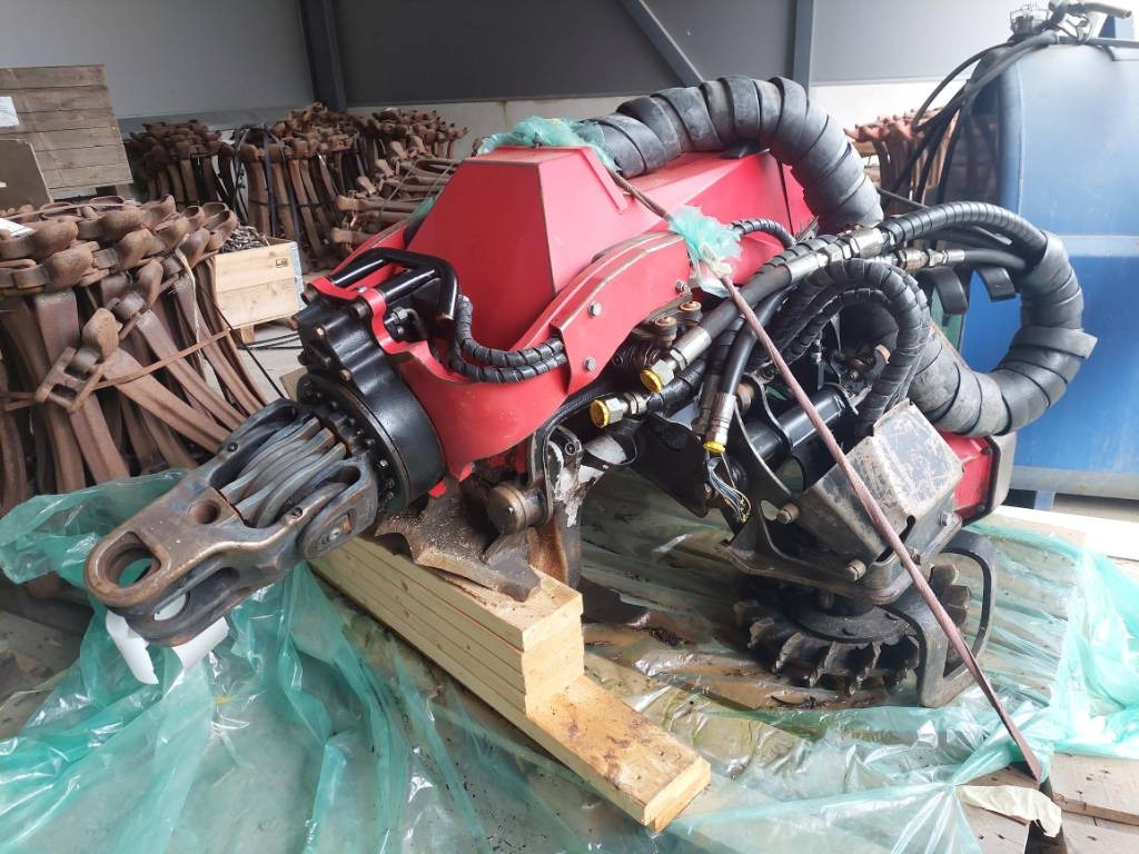 Komatsu 365.1 - Cabeçote direcional: foto 1 Komatsu 365.1 - Cabeçote direcional: foto 1