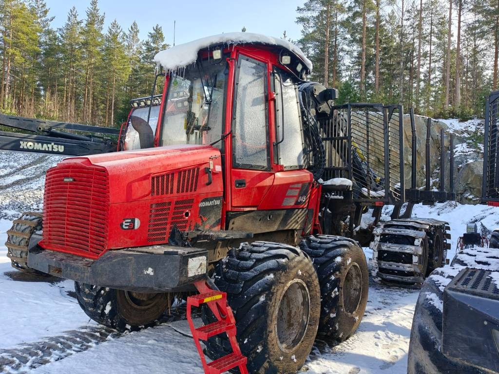 Komatsu 845 - Forwarder: foto 1 Komatsu 845 - Forwarder: foto 1