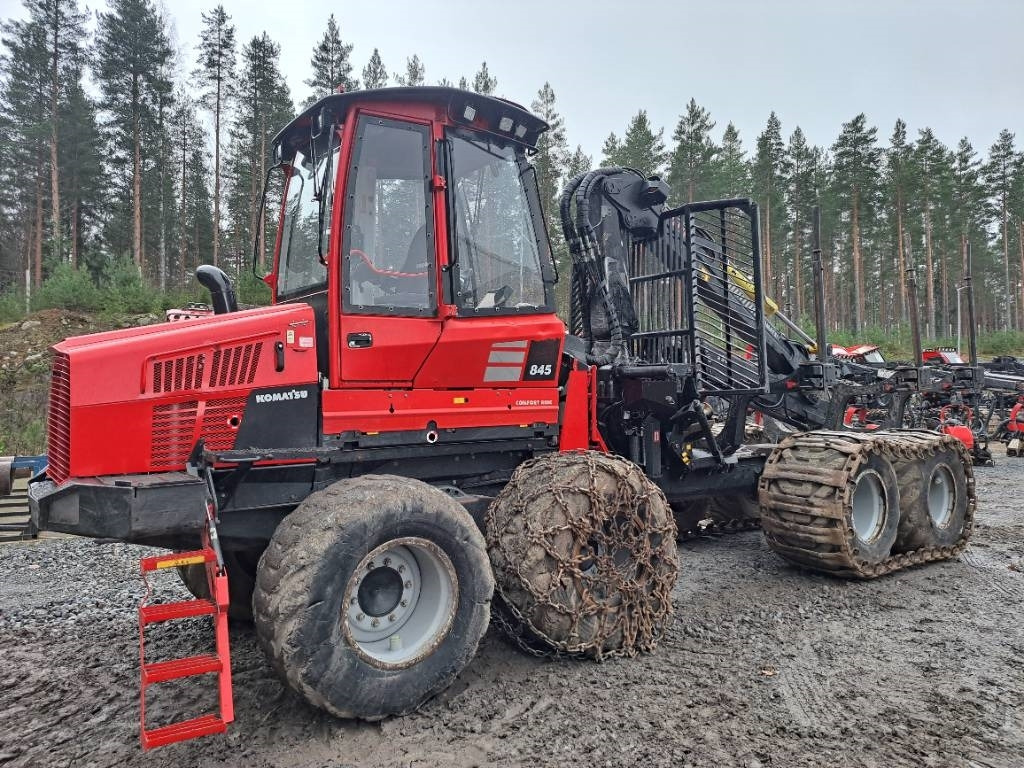 Komatsu 845 - Forwarder: foto 1 Komatsu 845 - Forwarder: foto 1