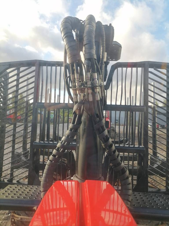 Komatsu 875 - Forwarder: foto 3 Komatsu 875 - Forwarder: foto 3