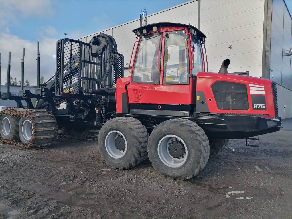 Komatsu 875 - Forwarder: foto 1 Komatsu 875 - Forwarder: foto 1