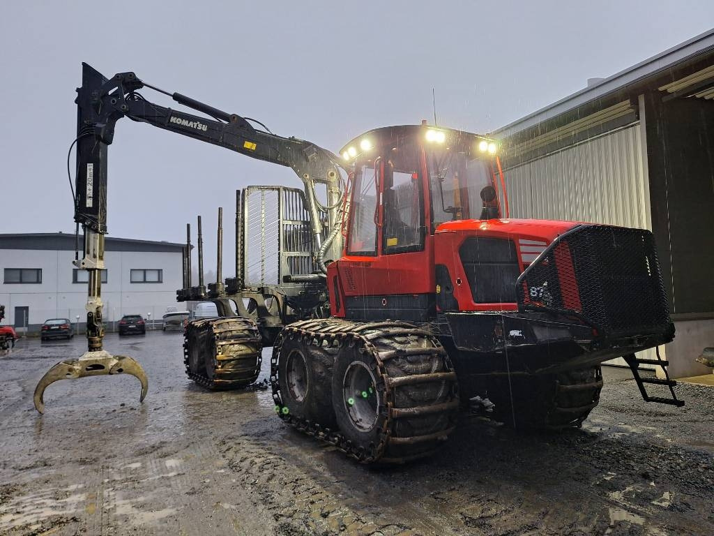 Komatsu 875 - Forwarder: foto 1 Komatsu 875 - Forwarder: foto 1