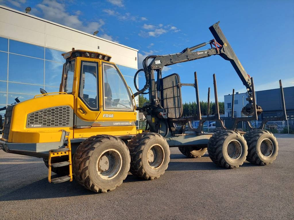 Sampo-Rosenlew FR 48 - Forwarder: foto 1 Sampo-Rosenlew FR 48 - Forwarder: foto 1