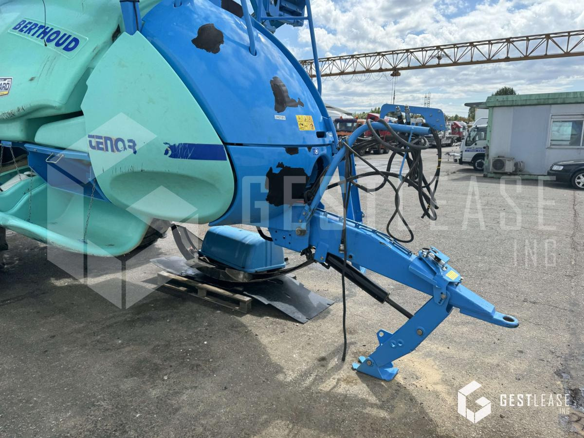BERTHOUD TENOR 43-46 - Pulverizador de arrastar: foto 5 BERTHOUD TENOR 43-46 - Pulverizador de arrastar: foto 5