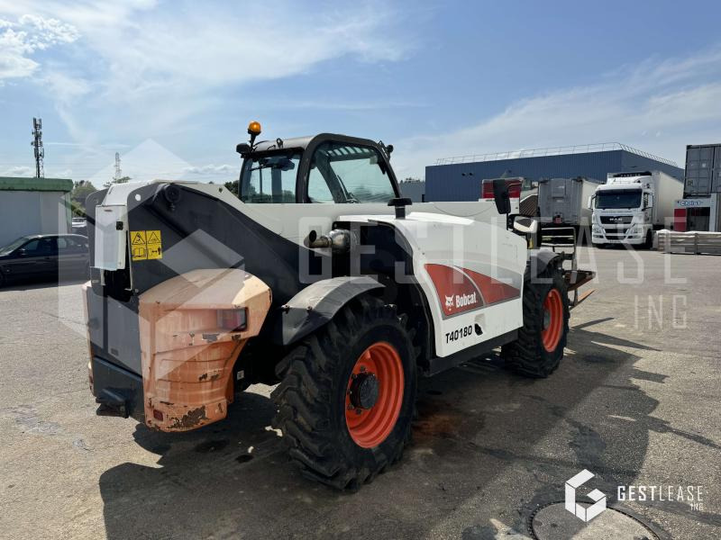 BOBCAT T40180 - Empilhador retráctil: foto 3 BOBCAT T40180 - Empilhador retráctil: foto 3