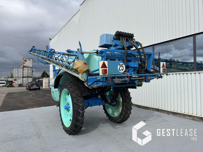 Berthoud TENOR 35-37 - Pulverizador de arrastar: foto 2 Berthoud TENOR 35-37 - Pulverizador de arrastar: foto 2