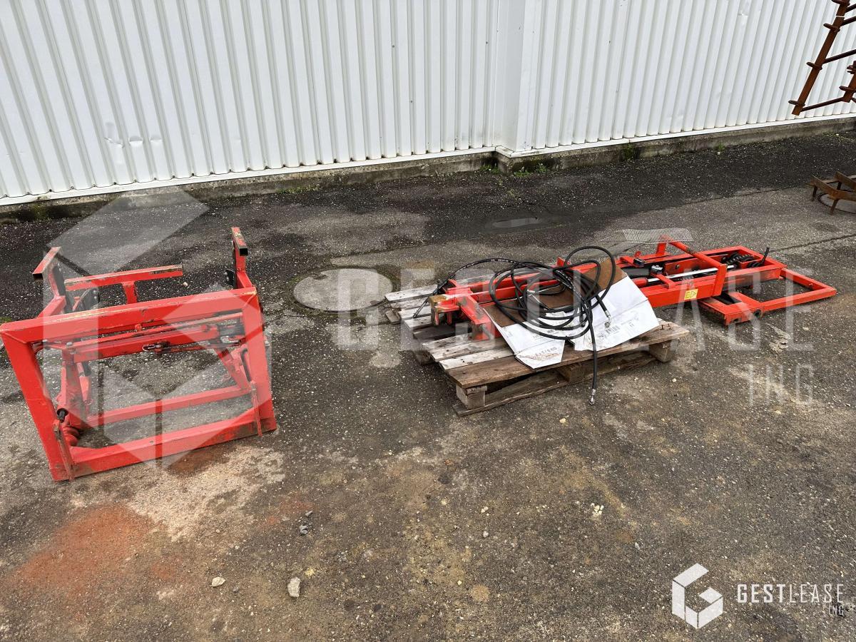 CAMPADELLI LEVE CUVE - Equipamento por Máquina agrícola: foto 1 CAMPADELLI LEVE CUVE - Equipamento por Máquina agrícola: foto 1