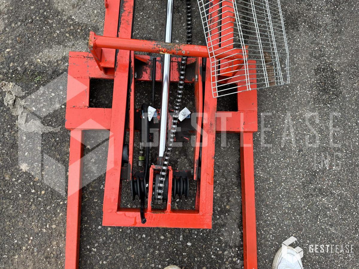 CAMPADELLI LEVE CUVE - Equipamento por Máquina agrícola: foto 4 CAMPADELLI LEVE CUVE - Equipamento por Máquina agrícola: foto 4