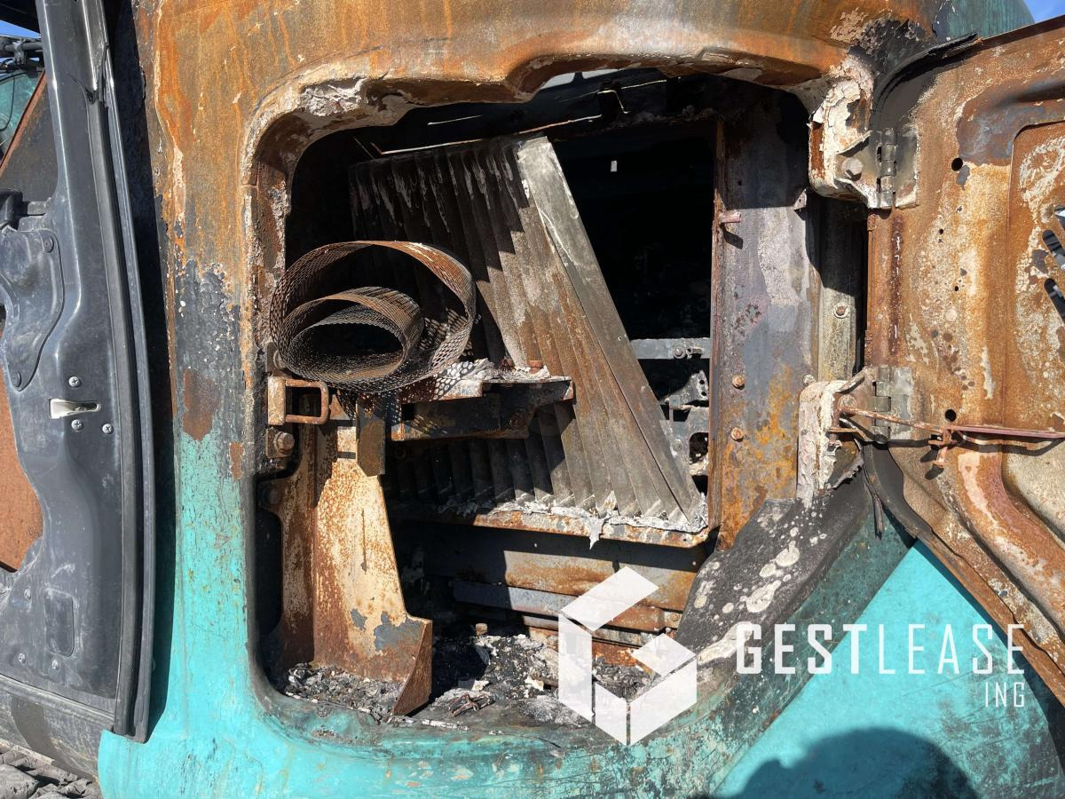 Escavadora de rastos Kobelco SK140: foto 29