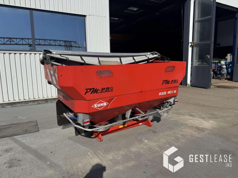 Kuhn AXIS 40.1 W - Distribuidor de fertilizantes: foto 1 Kuhn AXIS 40.1 W - Distribuidor de fertilizantes: foto 1