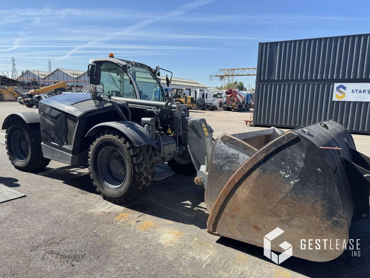 LIEBHERR T33.10 - Empilhador retráctil: foto 4 LIEBHERR T33.10 - Empilhador retráctil: foto 4