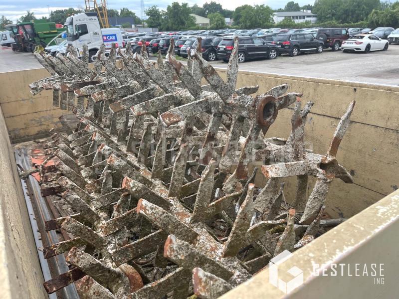 Semi-reboque transportador de contêineres/ Caixa móvel Masso PORTE SILOS: foto 8 Semi-reboque transportador de contêineres/ Caixa móvel Masso PORTE SILOS: foto 8