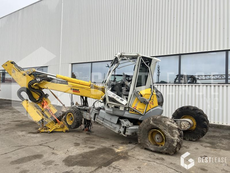 Menzi-Muck M220 - Escavadora aranha: foto 1 Menzi-Muck M220 - Escavadora aranha: foto 1