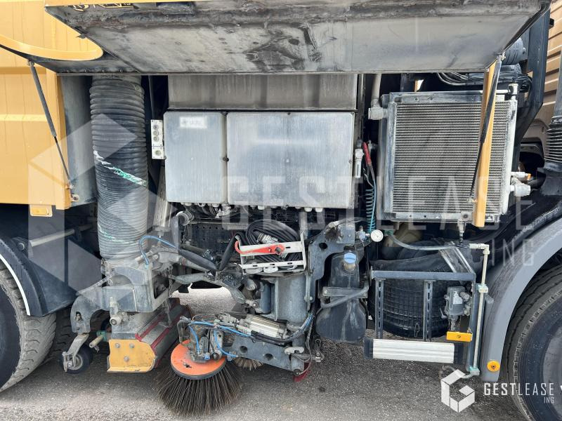 Leasing de Mercedes AXOR 1833 Mercedes AXOR 1833: foto 21