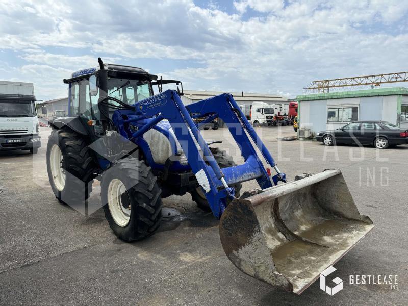 Valtra A72 - Trator: foto 4 Valtra A72 - Trator: foto 4