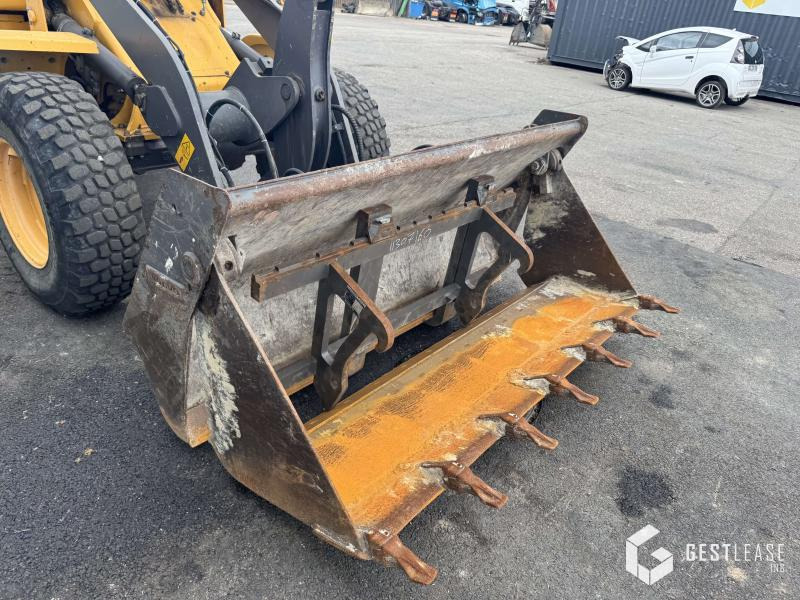 Volvo L30G - Pá carregadora de rodas: foto 5 Volvo L30G - Pá carregadora de rodas: foto 5