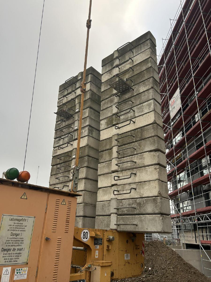 Liebherr 71k Baukran Turmdrehkran 71 K / Baujahr 2003 gebraucht - Guindaste de torre: foto 4 Liebherr 71k Baukran Turmdrehkran 71 K / Baujahr 2003 gebraucht - Guindaste de torre: foto 4