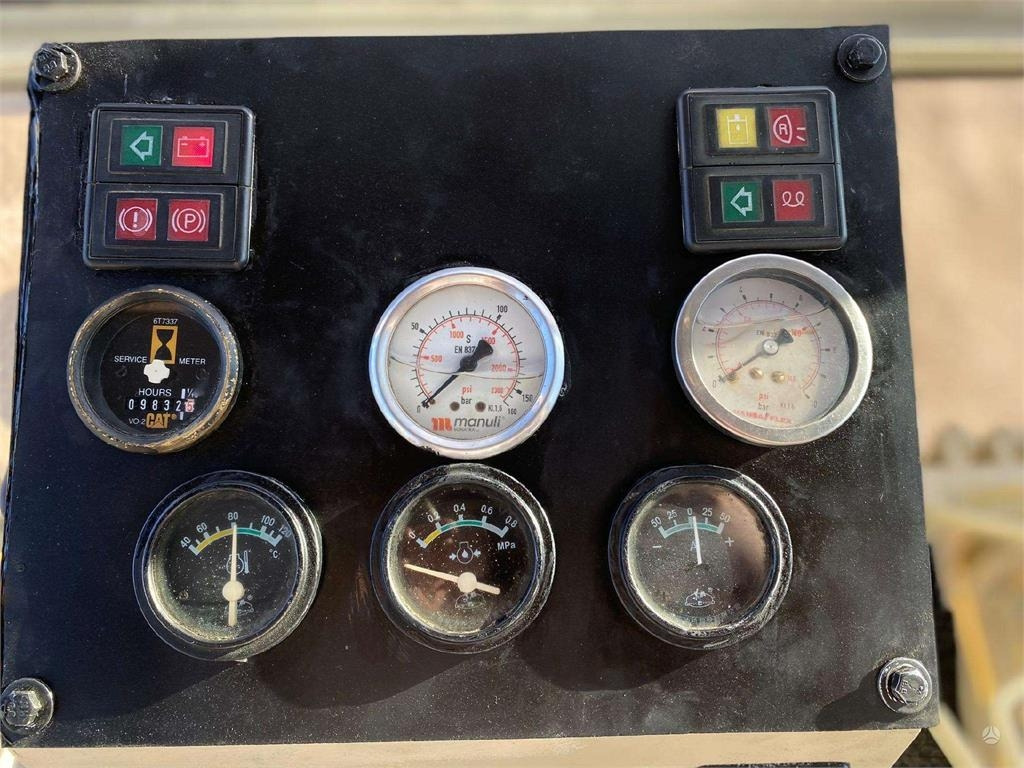 Motoniveladora CAT 140 H: foto 17
