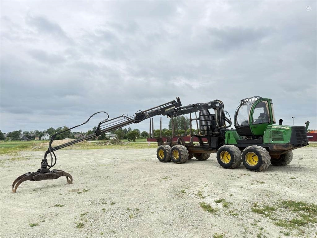 John Deere 1010 E , CF510 10 meter - Forwarder: foto 2 John Deere 1010 E , CF510 10 meter - Forwarder: foto 2