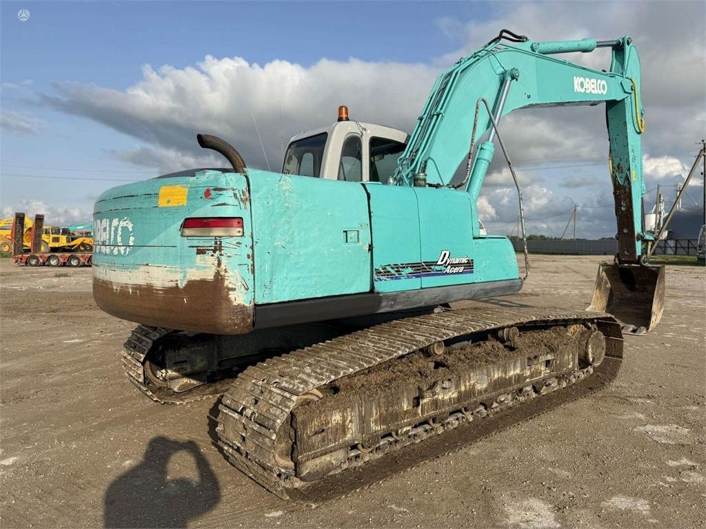 Kobelco SK 210'LC-6 - Escavadora de rastos: foto 4 Kobelco SK 210'LC-6 - Escavadora de rastos: foto 4