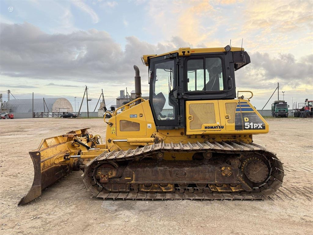 Komatsu D51PX-22 - Buldôzer: foto 4 Komatsu D51PX-22 - Buldôzer: foto 4