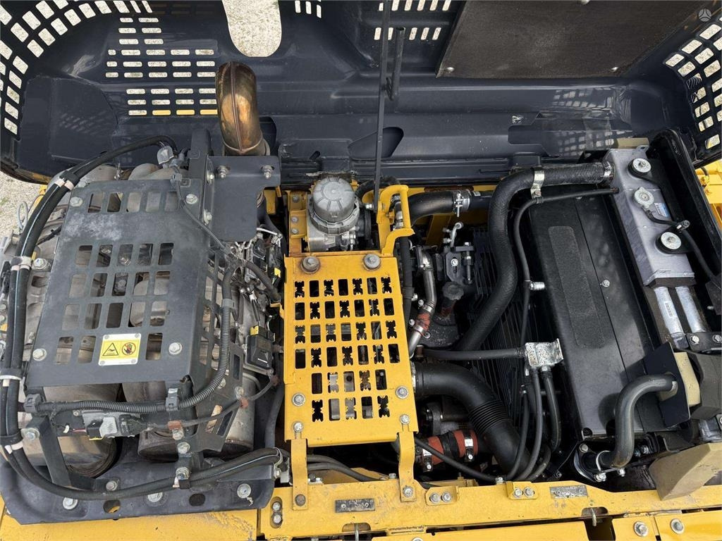 Escavadora de rastos Komatsu PC 240 LC-11: foto 15