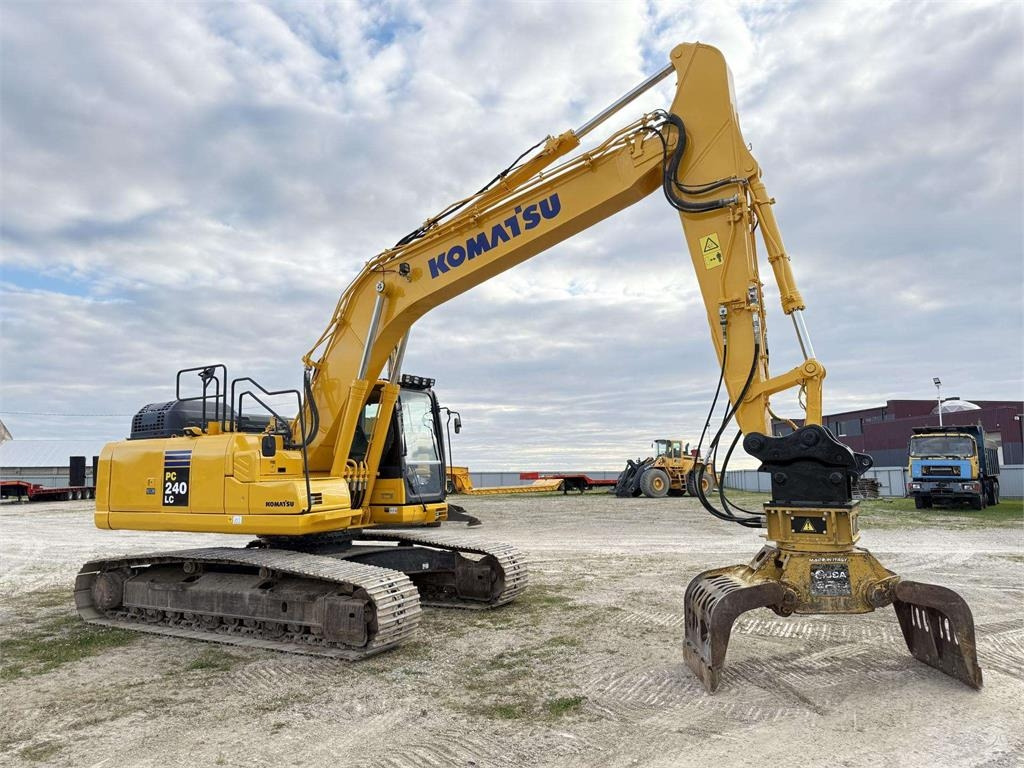 Escavadora de rastos Komatsu PC 240 LC-11: foto 7