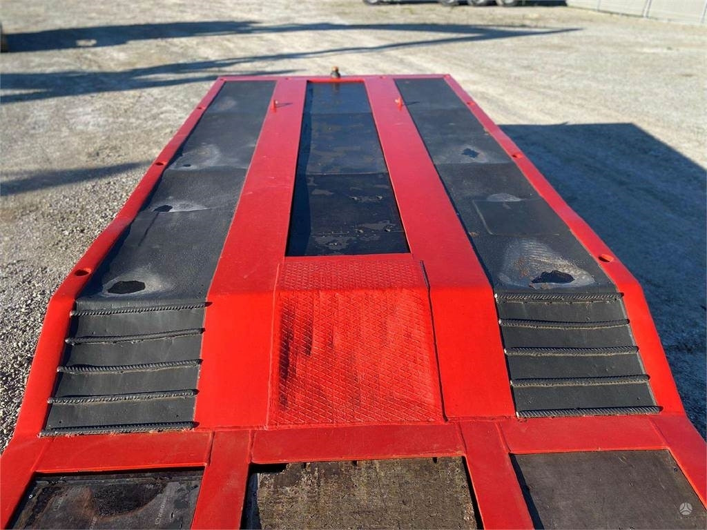 Hako Gooseneck lowbed , axle lift - Semi-reboque: foto 4 Hako Gooseneck lowbed , axle lift - Semi-reboque: foto 4