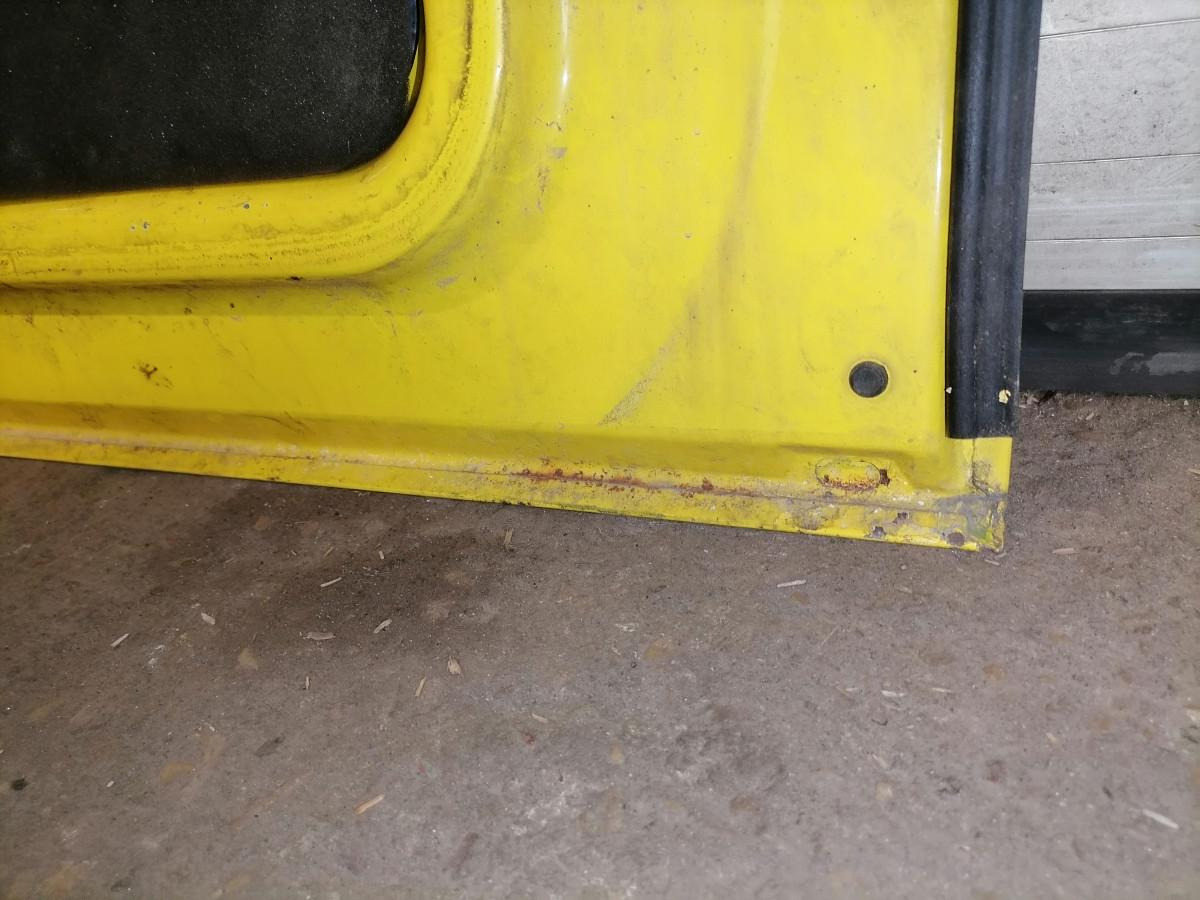 DAF Cab side door 1311495 - Peça universal por Camião: foto 4 DAF Cab side door 1311495 - Peça universal por Camião: foto 4