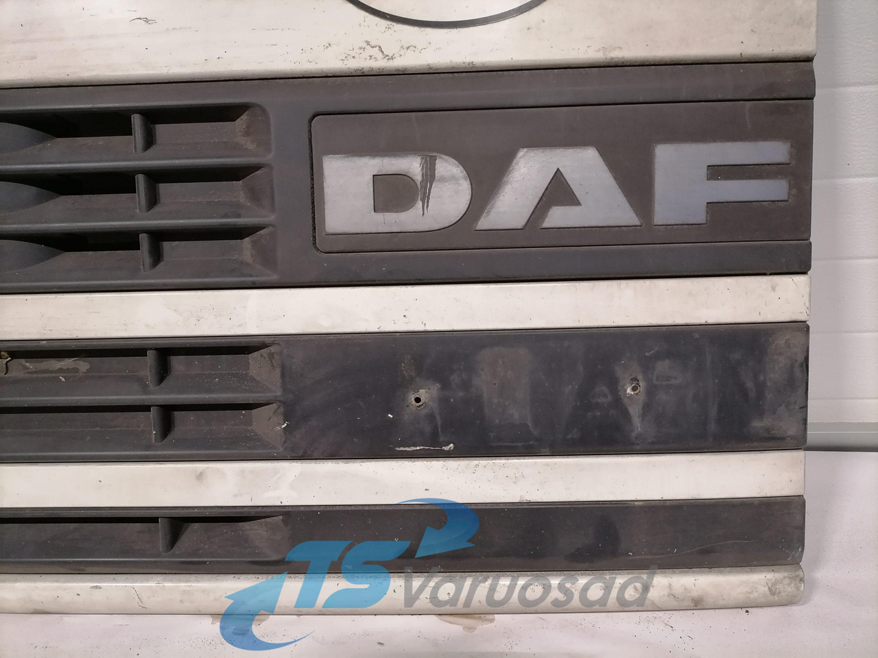 DAF Grille panel 1234 - Grade radiador por Camião: foto 3 DAF Grille panel 1234 - Grade radiador por Camião: foto 3