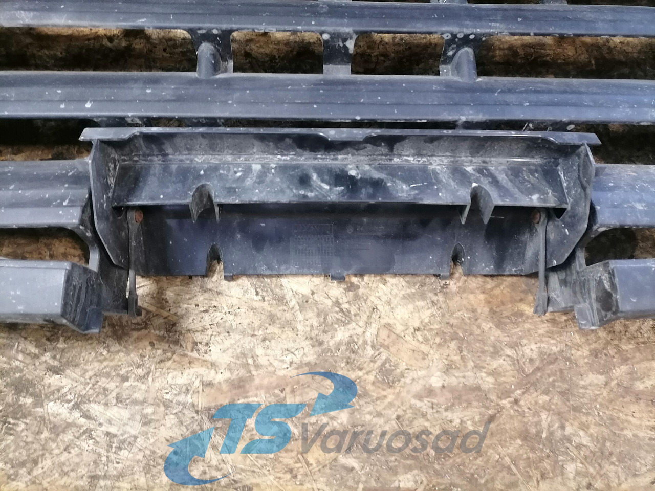 DAF Grille panel 1635802 - Grade radiador por Camião: foto 5 DAF Grille panel 1635802 - Grade radiador por Camião: foto 5