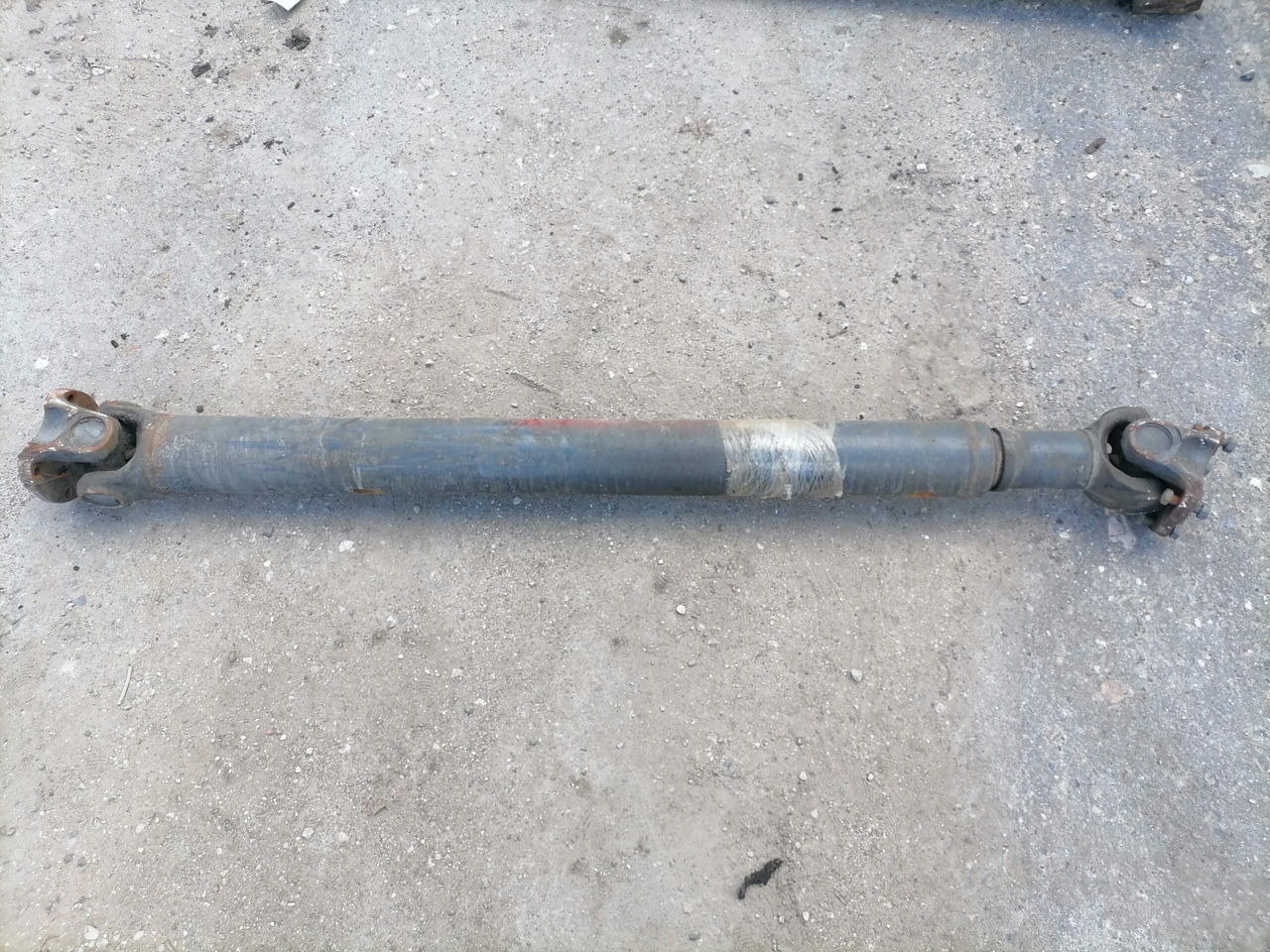 DAF Propeller shaft 12345 - Veio de transmissão por Camião: foto 2 DAF Propeller shaft 12345 - Veio de transmissão por Camião: foto 2