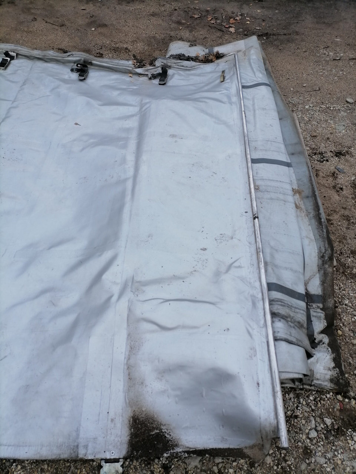 KRONE Haagise küljetent - Peça universal por Camião: foto 5 KRONE Haagise küljetent - Peça universal por Camião: foto 5