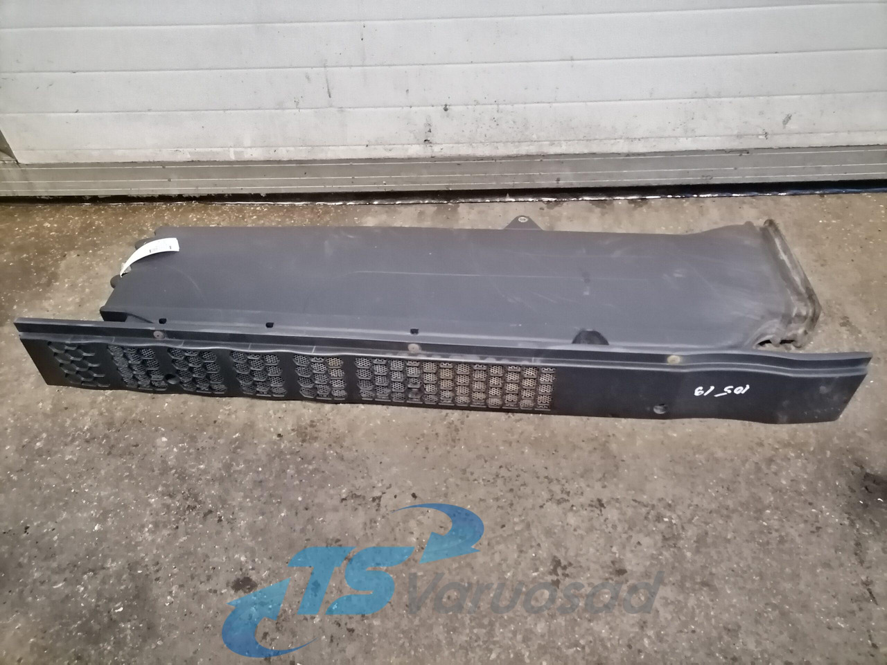 MAN Air intake 81082010517 - Sistema de admissão de ar por Camião: foto 2 MAN Air intake 81082010517 - Sistema de admissão de ar por Camião: foto 2