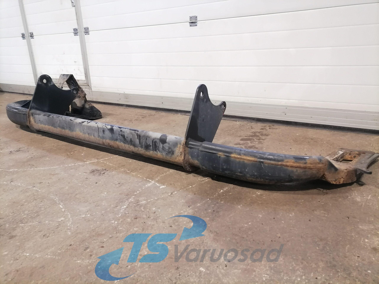 MAN Bumper 81418905171 - Para-choque por Camião: foto 2 MAN Bumper 81418905171 - Para-choque por Camião: foto 2